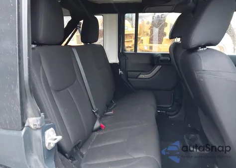 2016 Jeep Wrangler Unlimited Sport z USA, uszkodzony, nr VIN 1C4BJWDG5GL258233